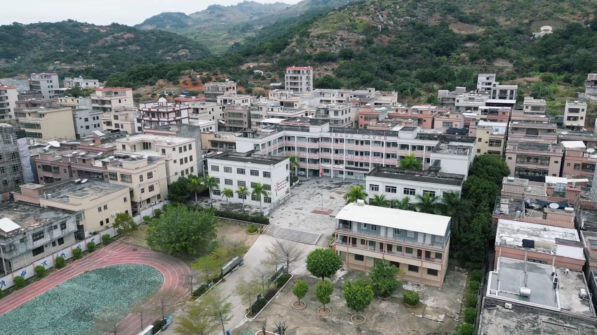 潮阳灵山寺通往潮阳内輋村的山路,翻山越岭哔哩哔哩bilibili