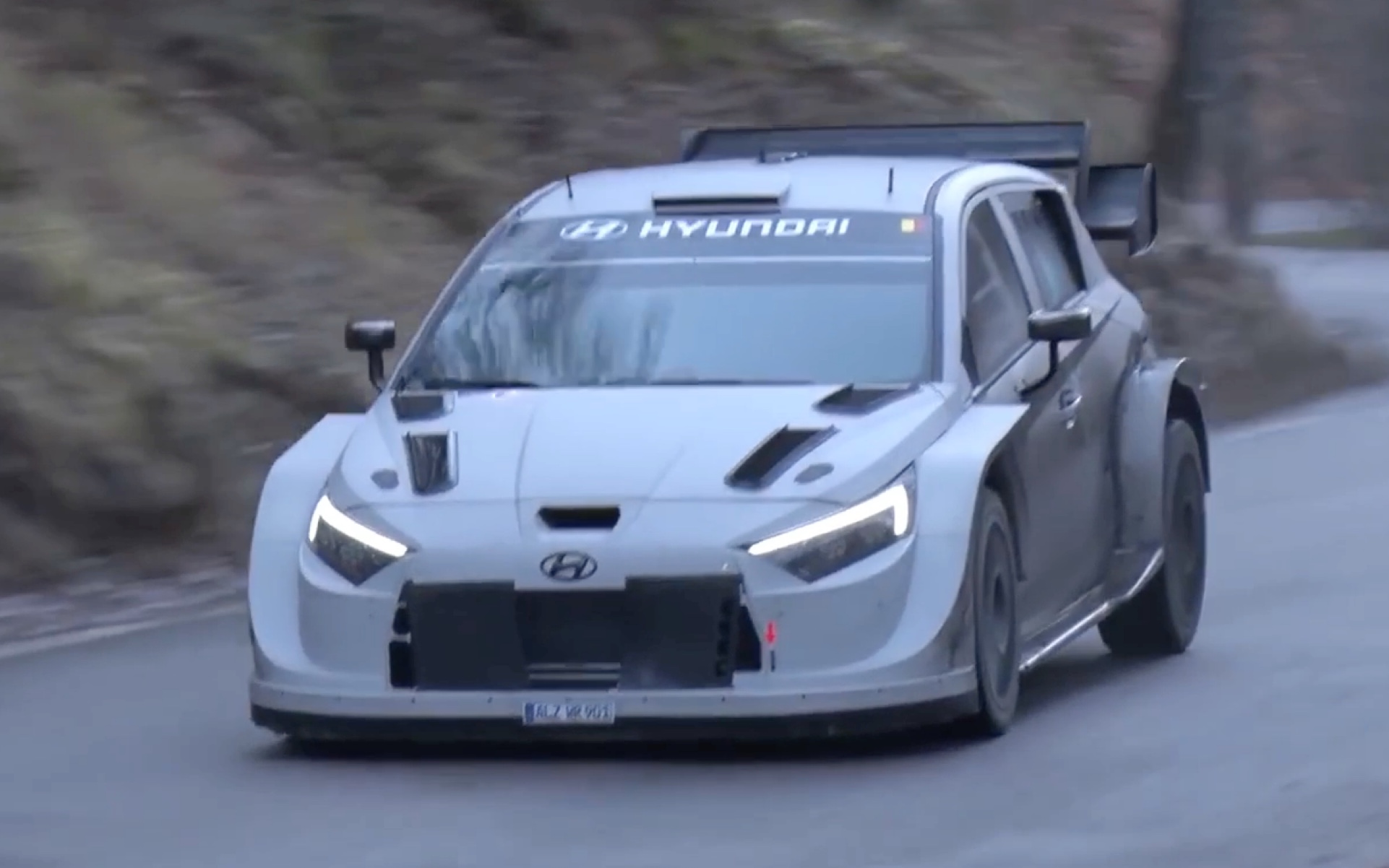 【wrc】诺伊维尔测试2022现代i20 n rally1混动赛车