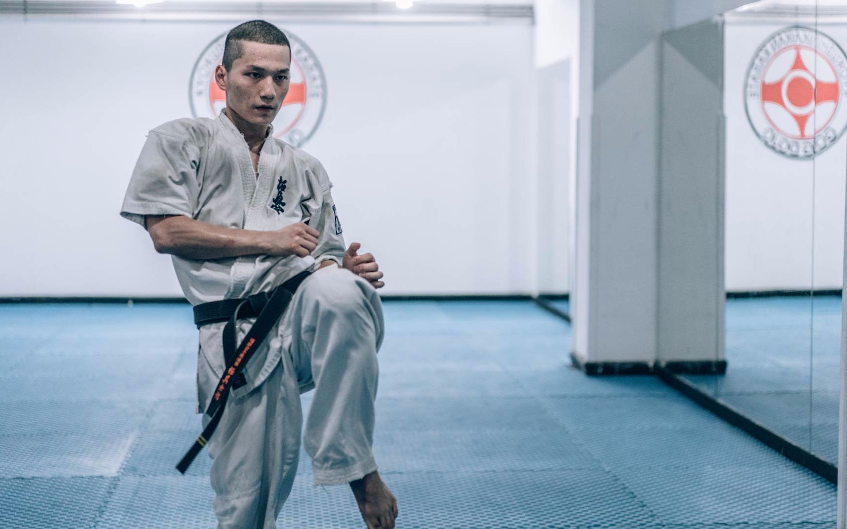 极真空手道必练腿法之膝击在实战对抗中的运用_哔哩哔哩 (゜-゜)つロ 