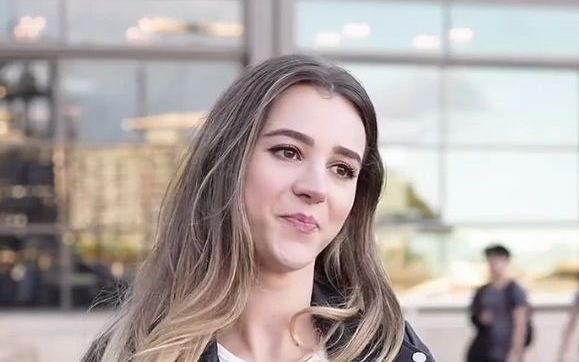 【澳大利亚】澳洲小姐姐对自己身材满意吗?