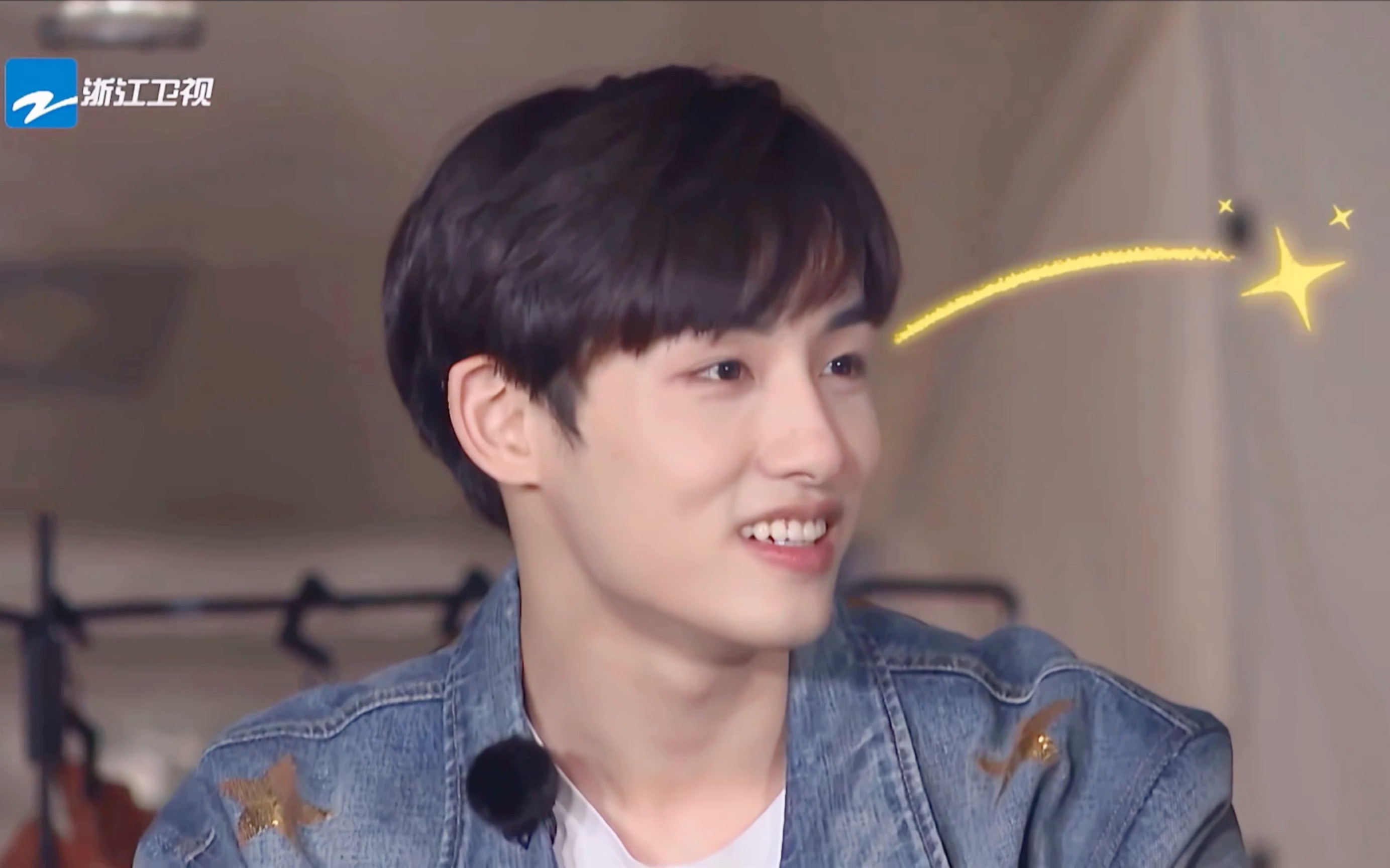 追星星的人 小董思成的可爱片段