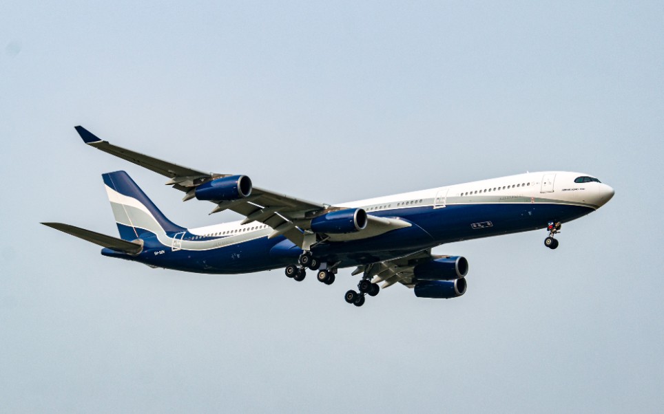 hifly 墨镜涂装 a340-300光临天津滨海国际机场_哔哩哔哩_bilibili