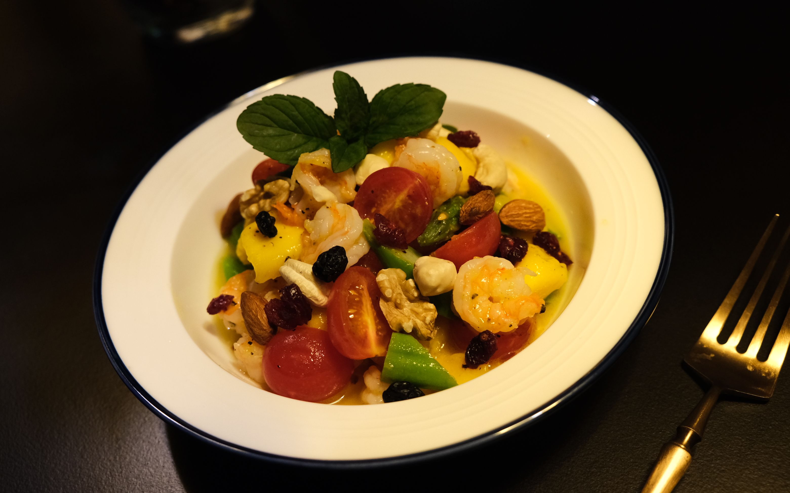 芒果虾仁沙拉.详细教程再片尾.