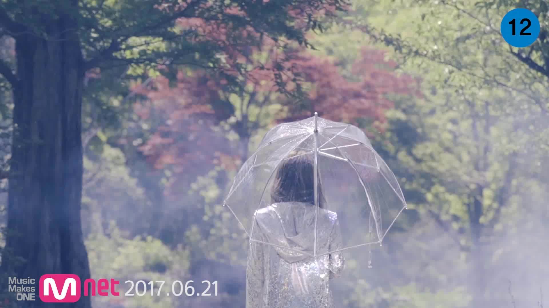 [图]【MV】Heize - You, Clouds, Rain (Feat.申勇在)