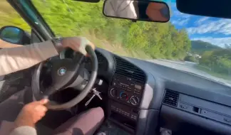 Video herunterladen: 【纯享】宝马 BMW 第一视角跑山 POV