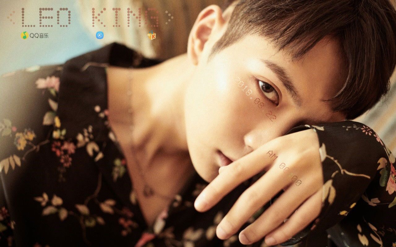 何屹繁合辑2018年79月花絮小视频微博抖音等何屹繁相关