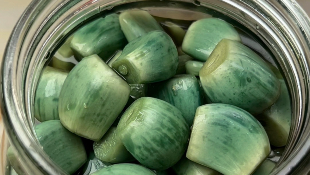 【腊八蒜保姆级全攻略！酸脆爽口，碧绿如玉！】