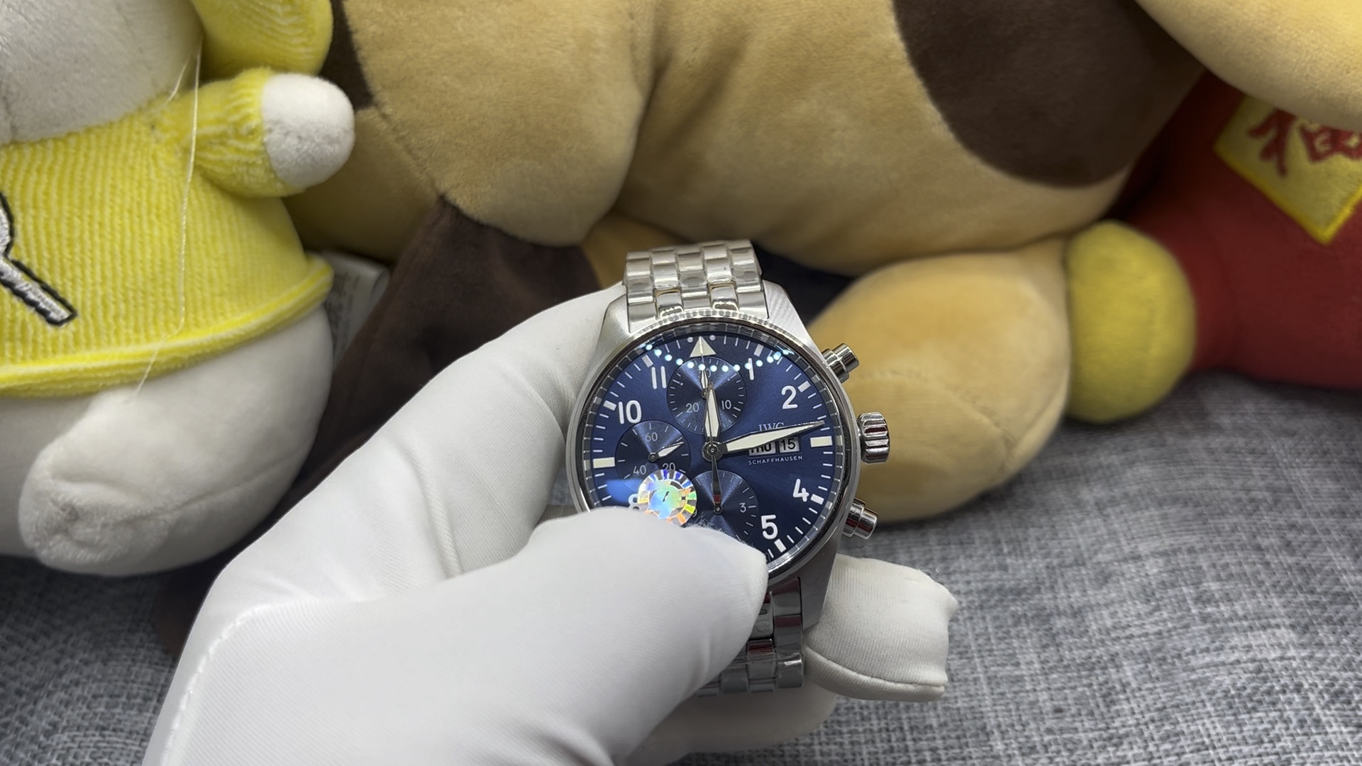 万国飞行员小王子计时腕表不仅有密底版,还有透底版本