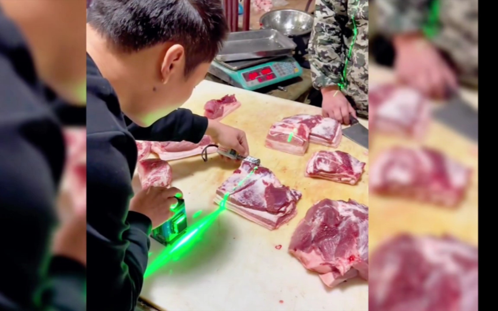 红锅在工地:装修界的天花板,卧龙凤雏奇葩操作让人哭笑不得!