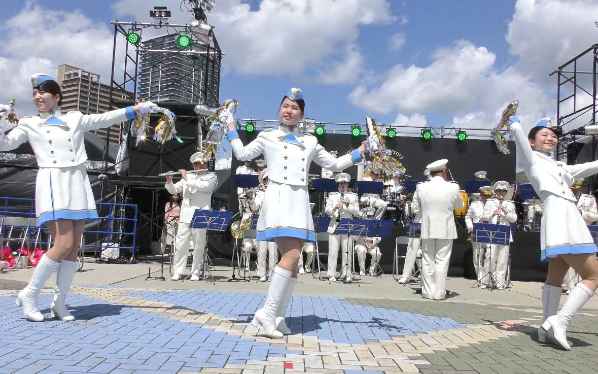 [图]兵库县警察音乐队 户外音乐会