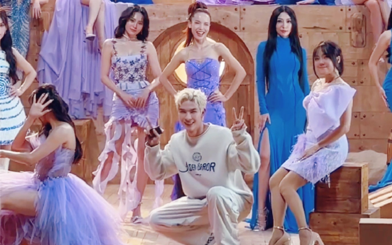 越南版《乘风破浪的姐姐》denis邓与姐姐们 ch67 0369p 03