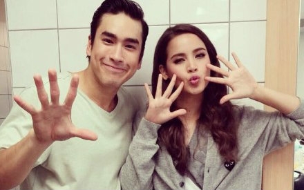 [图]Nadech Yaya新戏爱与罚OST海之黑（黑色的海）官方剧情高清MV_高清