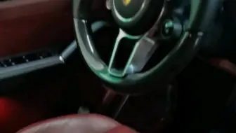 卡宴四门电吸效果，开关平稳，效果完美，过年不给你爱车整一个，豪车该有的模样。