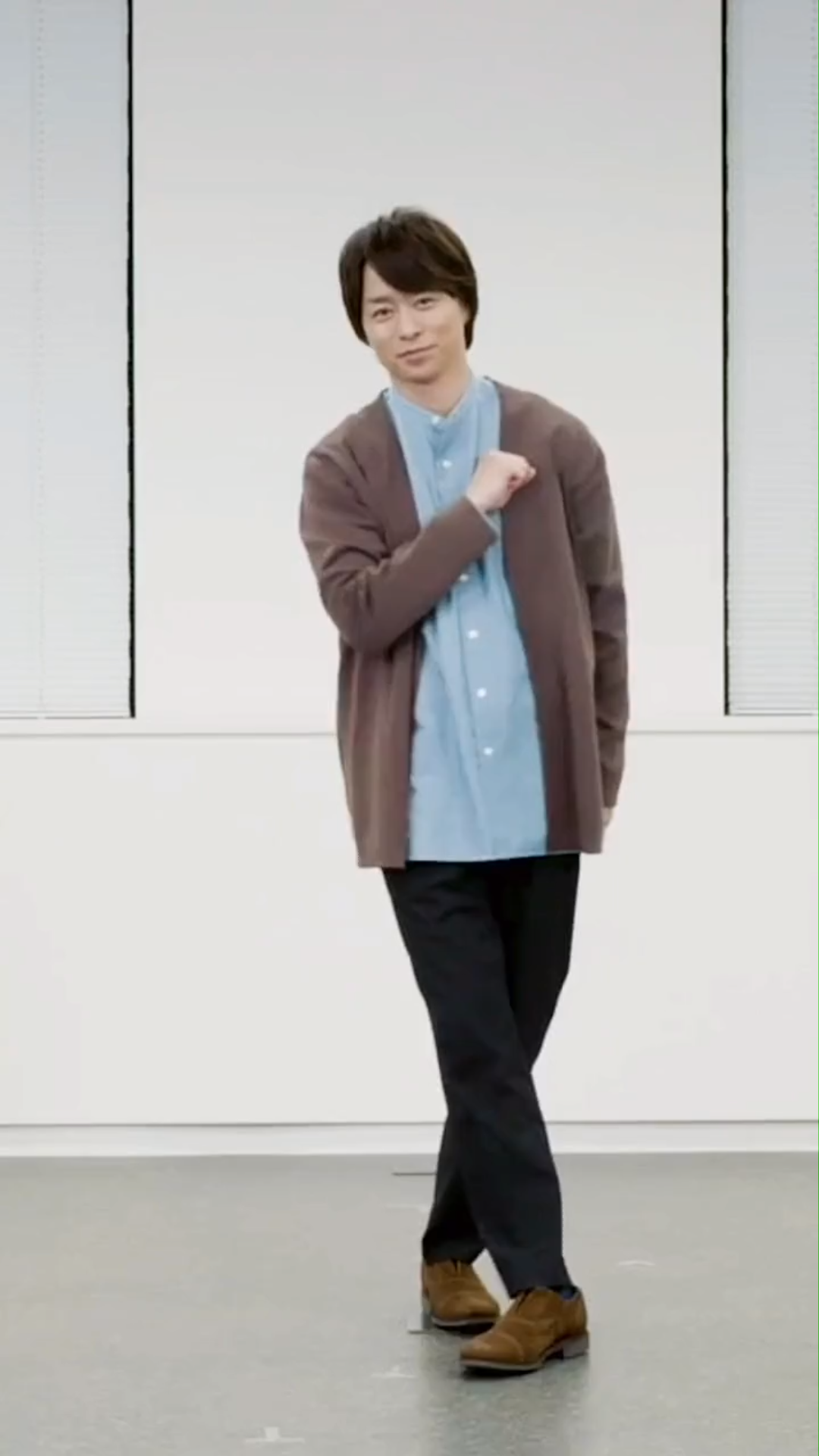 老岚人玩抖音之gutsarashi