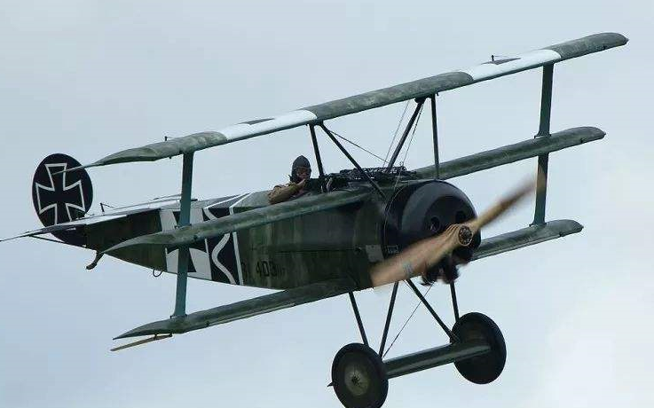 红男爵冯里希特霍芬同款fokkerdri三翼战机