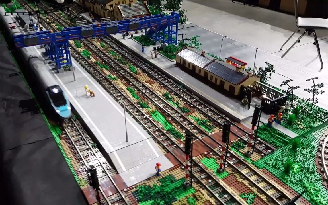 [图]Miniaturowa Polska 2020_ LEGO Train Layout