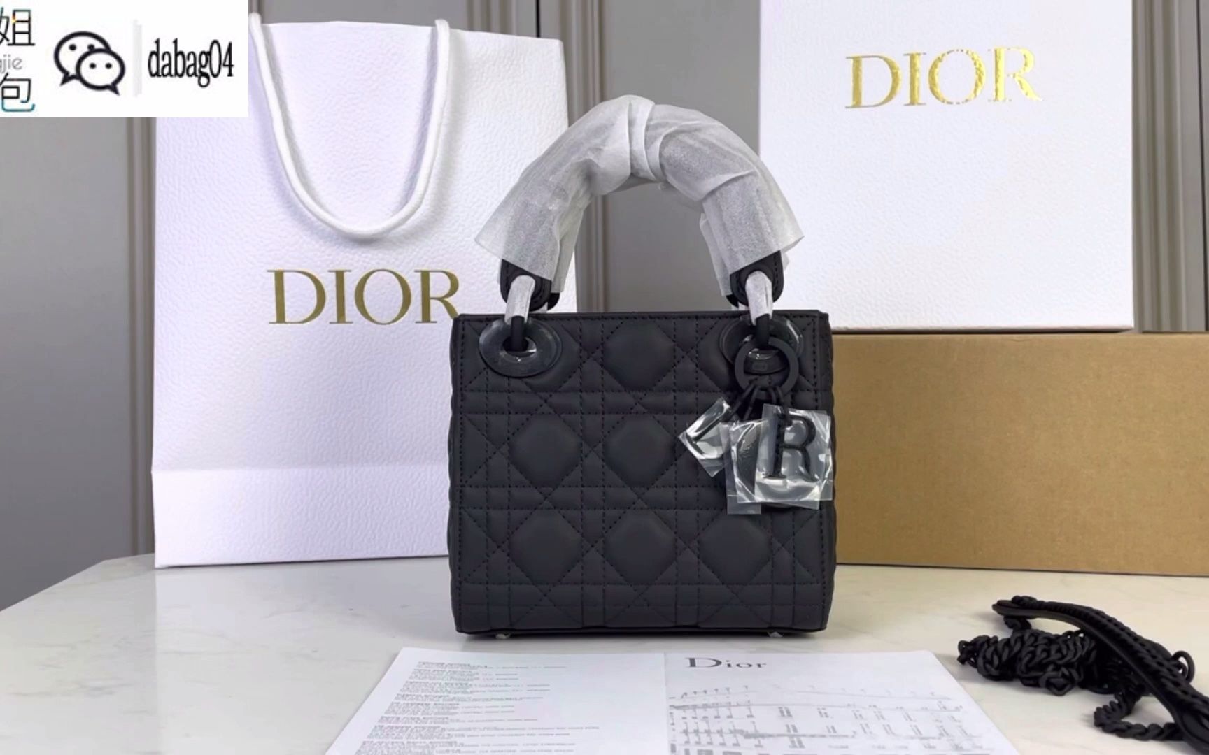 Dior迪奥Lady新款全黑烤漆扣三格戴妃包开箱评测哔哩哔哩bilibili