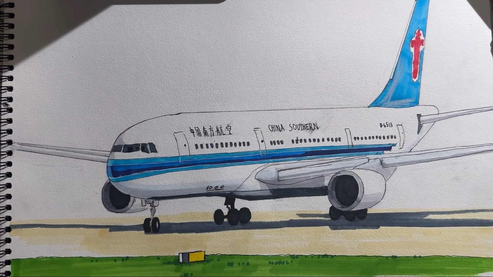 画一架南方航空的空客a330客机