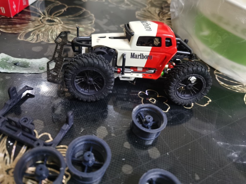 s2底盘野跑四驱车避震改装