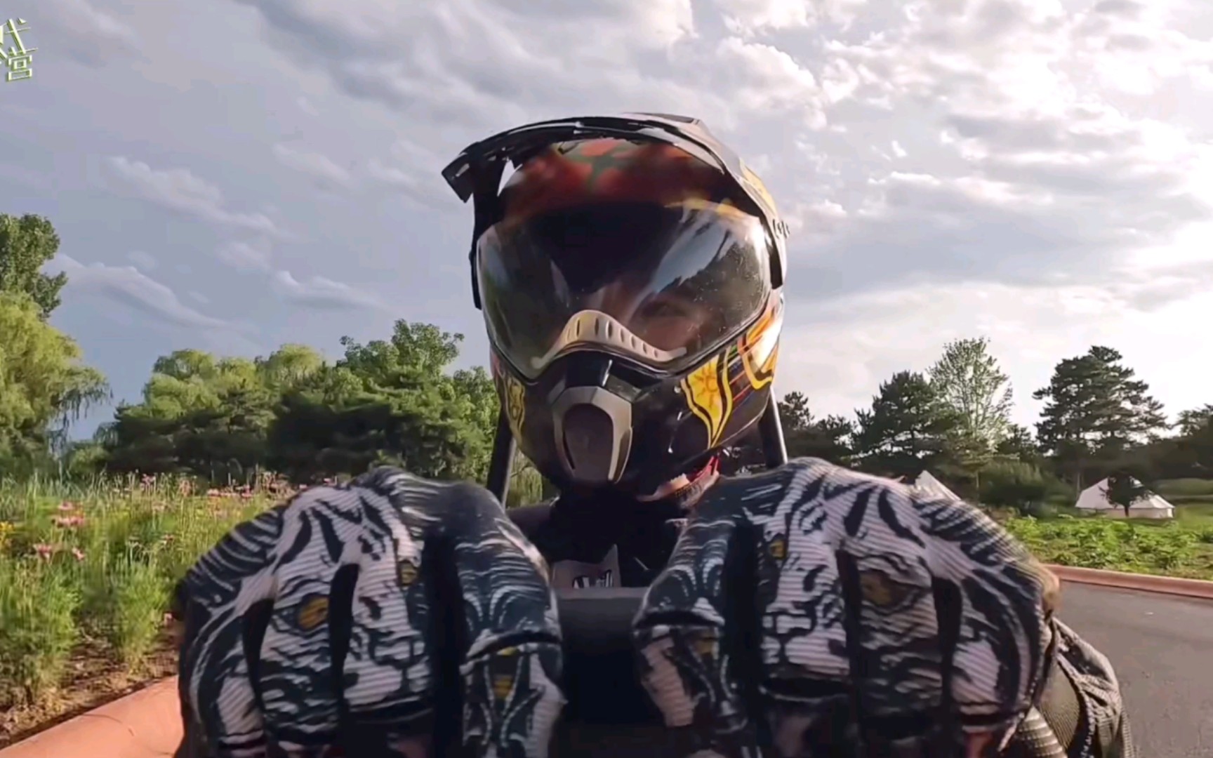 宋亚轩赛车时刻