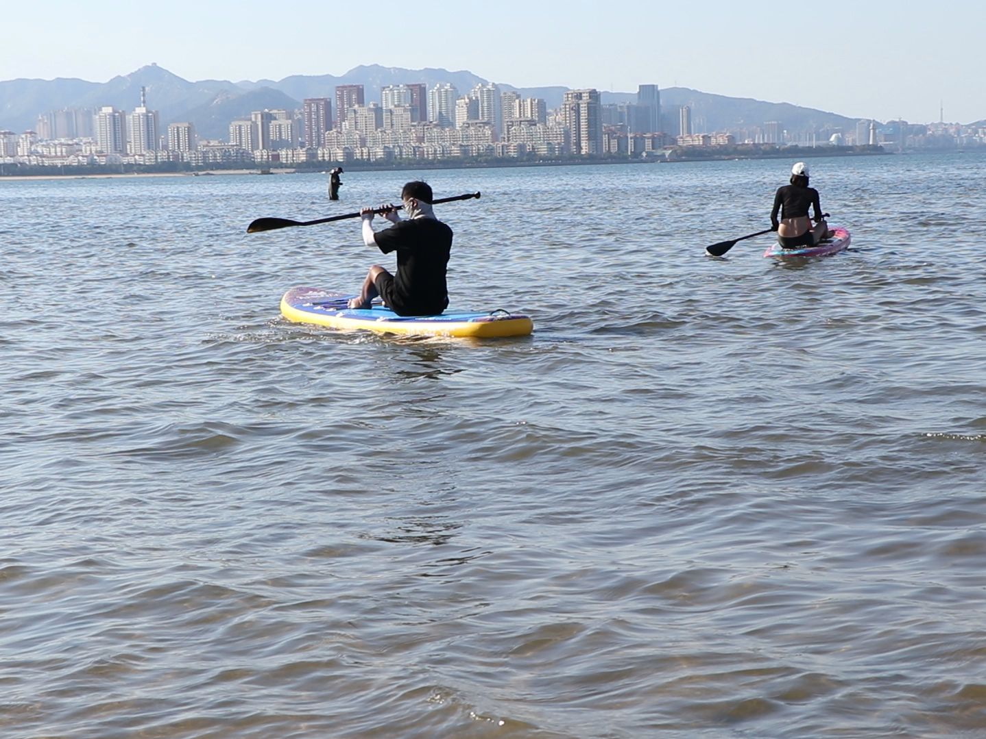 多巴胺彩色浆板,浆板向水而生,桨板运动,源于美国夏威夷的桨板冲浪