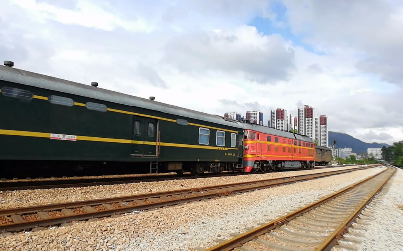 【火车】台风山竹后的深圳 k238次深圳西-太原 通过_哔哩哔哩 (゜-゜)