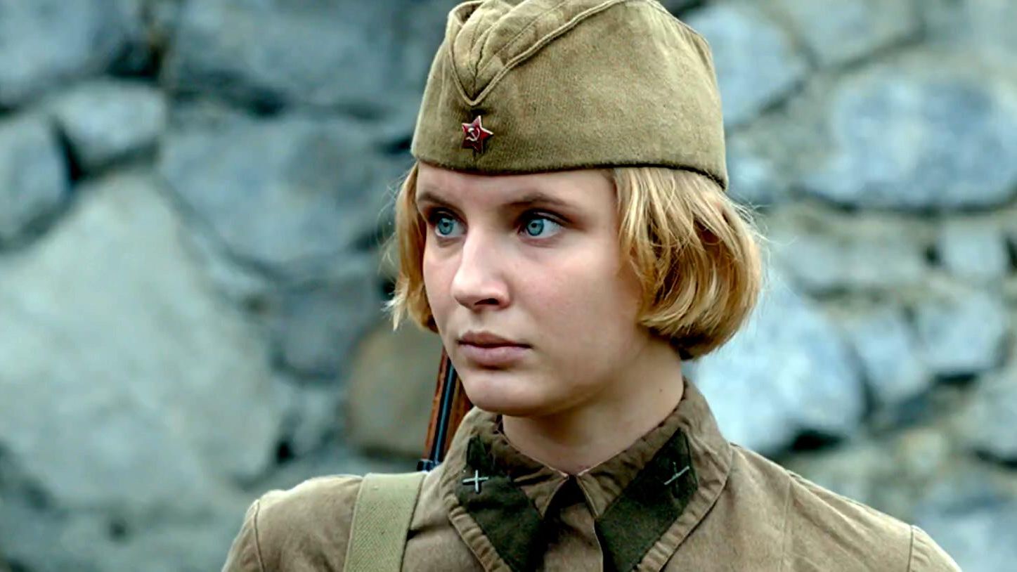 战斗民族最好的战争电影,5名女兵阻挡了16名德军
