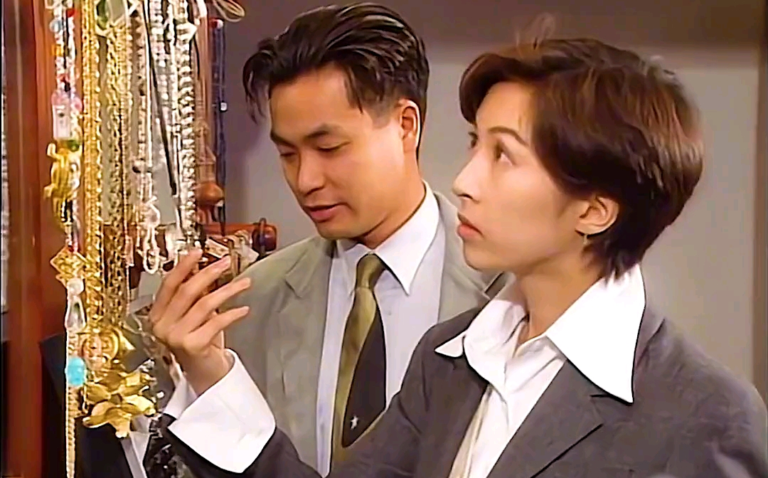 《笑看风云》1你相信一见钟情吗