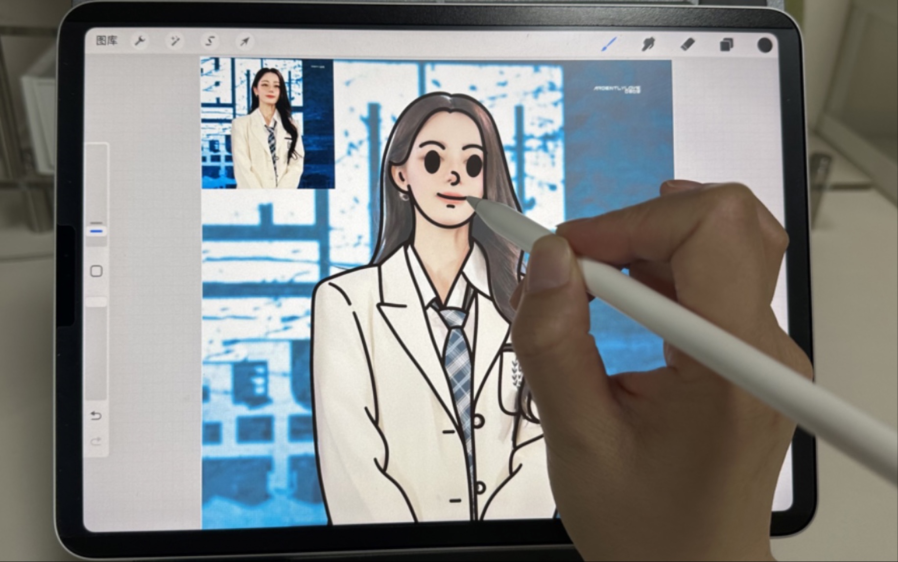 沉浸式画迪丽热巴卡通头像,美高造型超惊艳