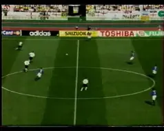 Video herunterladen: 2002世界杯 1/4决赛 英格兰 VS 巴西