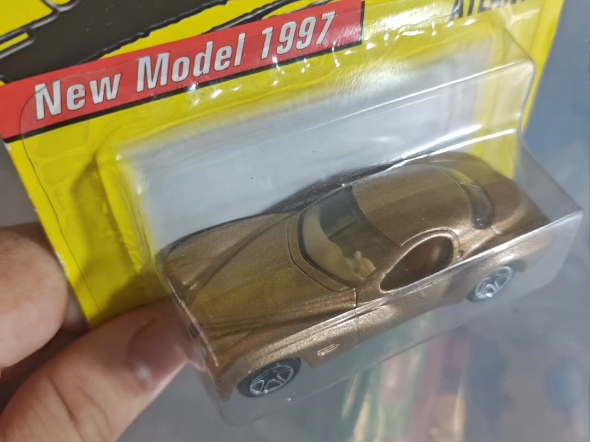 我的模型收藏matchbox(品牌:中文名:火柴盒)英文车名:CHRYSLER ATLANTIC中文车名:克莱斯勒大西洋版本:初版车包装:卡装哔哩哔哩bilibili