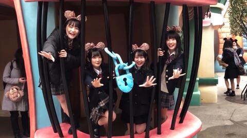制服ディズニー 女子高生が全力でディズニーランドを満喫しました 哔哩哔哩