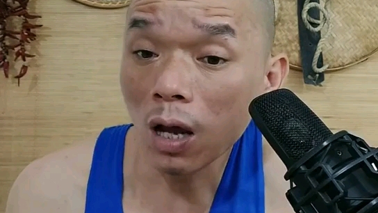 这个大叔太搞笑了