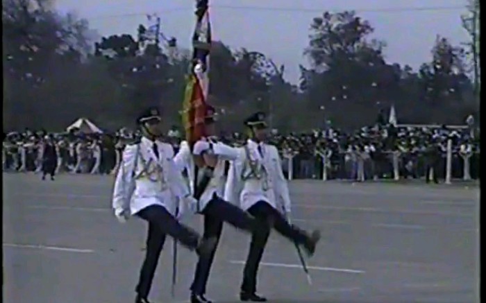 [图]1991年智利空军学校阅兵演奏德国军乐《军团致意进行曲》Regimentsgruß