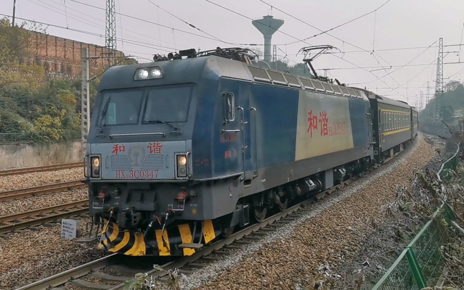 26 南局向段hxd3c-0347 牵引 客车k405 田心4道通过 进沪昆线