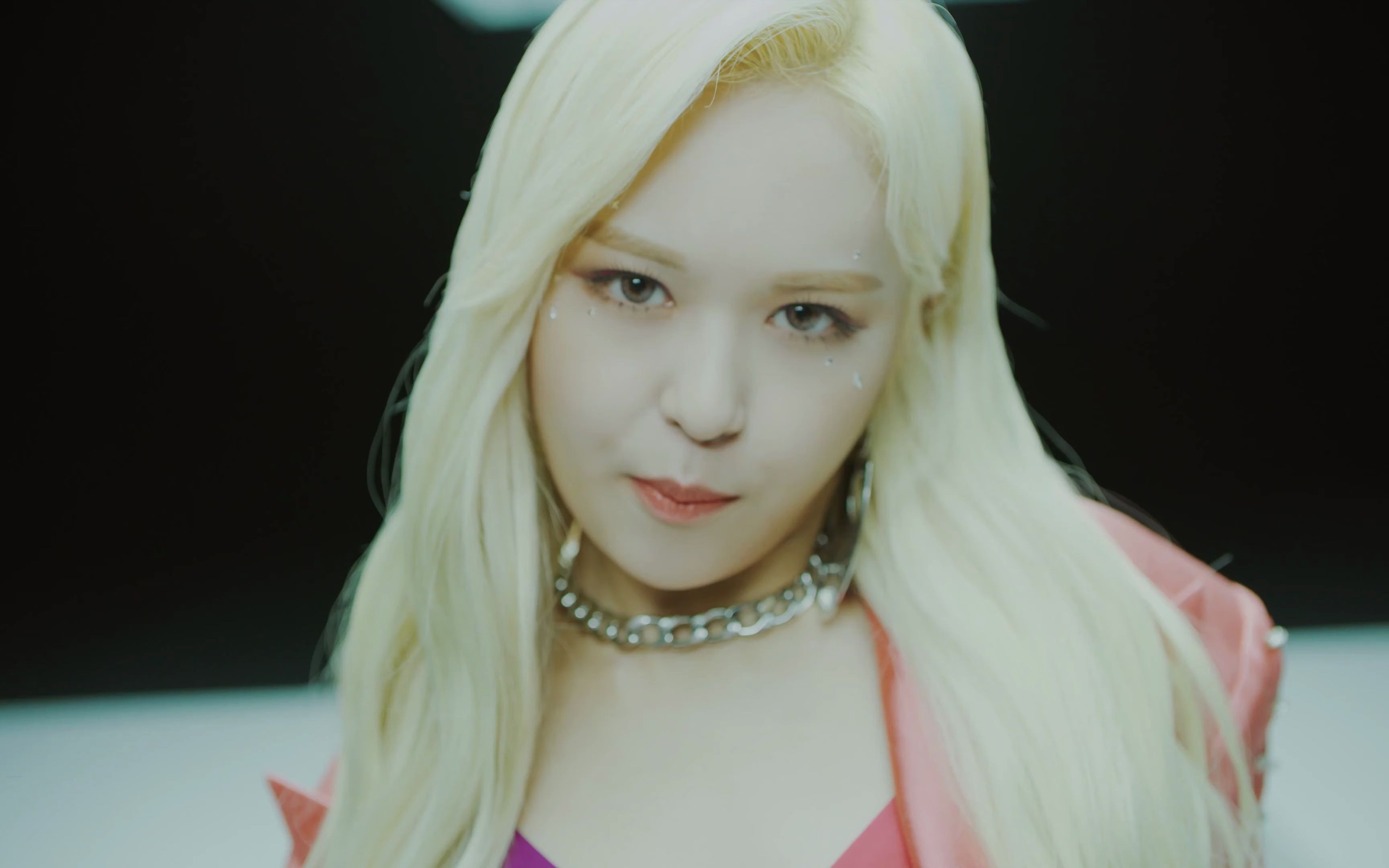 [4k] 韩国女团everglowdun dun劲歌热舞 张力十足_哔哩哔哩_bilibili