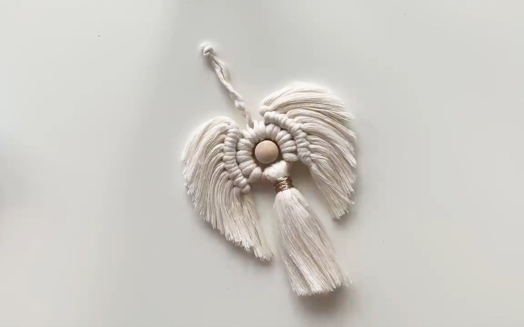 创意编绳手工教程——绳编天使挂饰教程