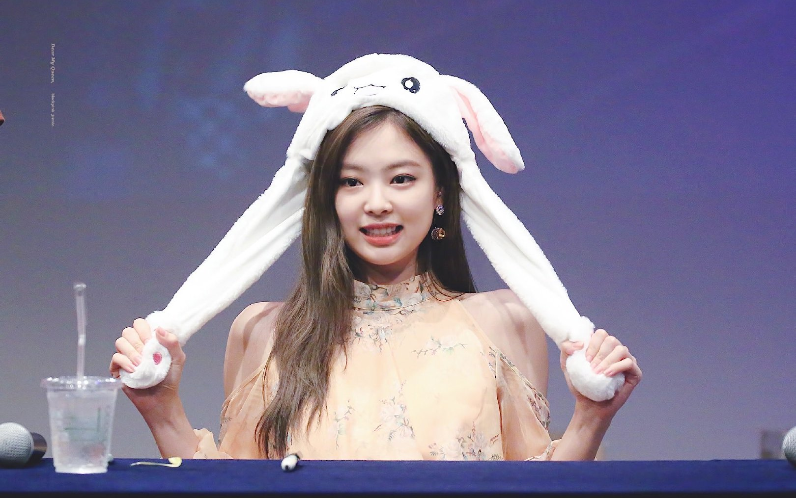 好想念签售会上的煎妮 180701 新村签售会 jennie饭拍_哔哩哔哩_bili