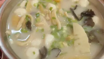 吃完我也能去踢国足了