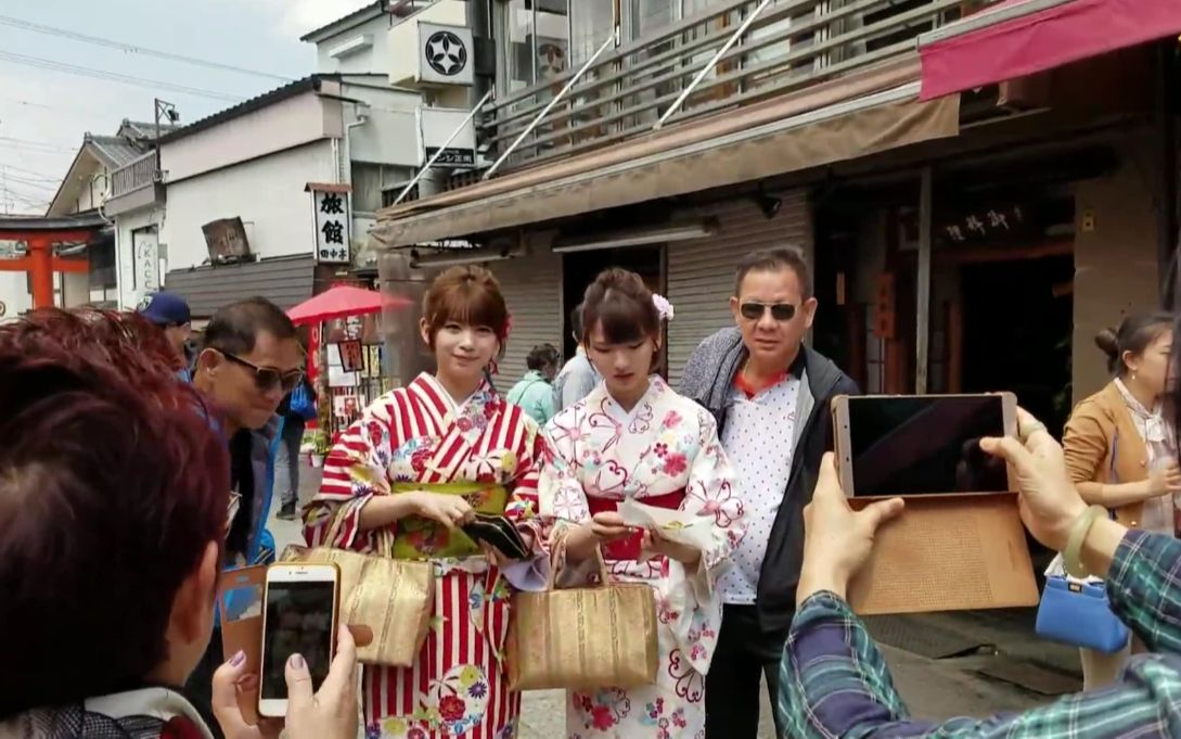 裴小峰日本旅游,京都稻荷神社祗园花街实拍哔哩哔哩bilibili