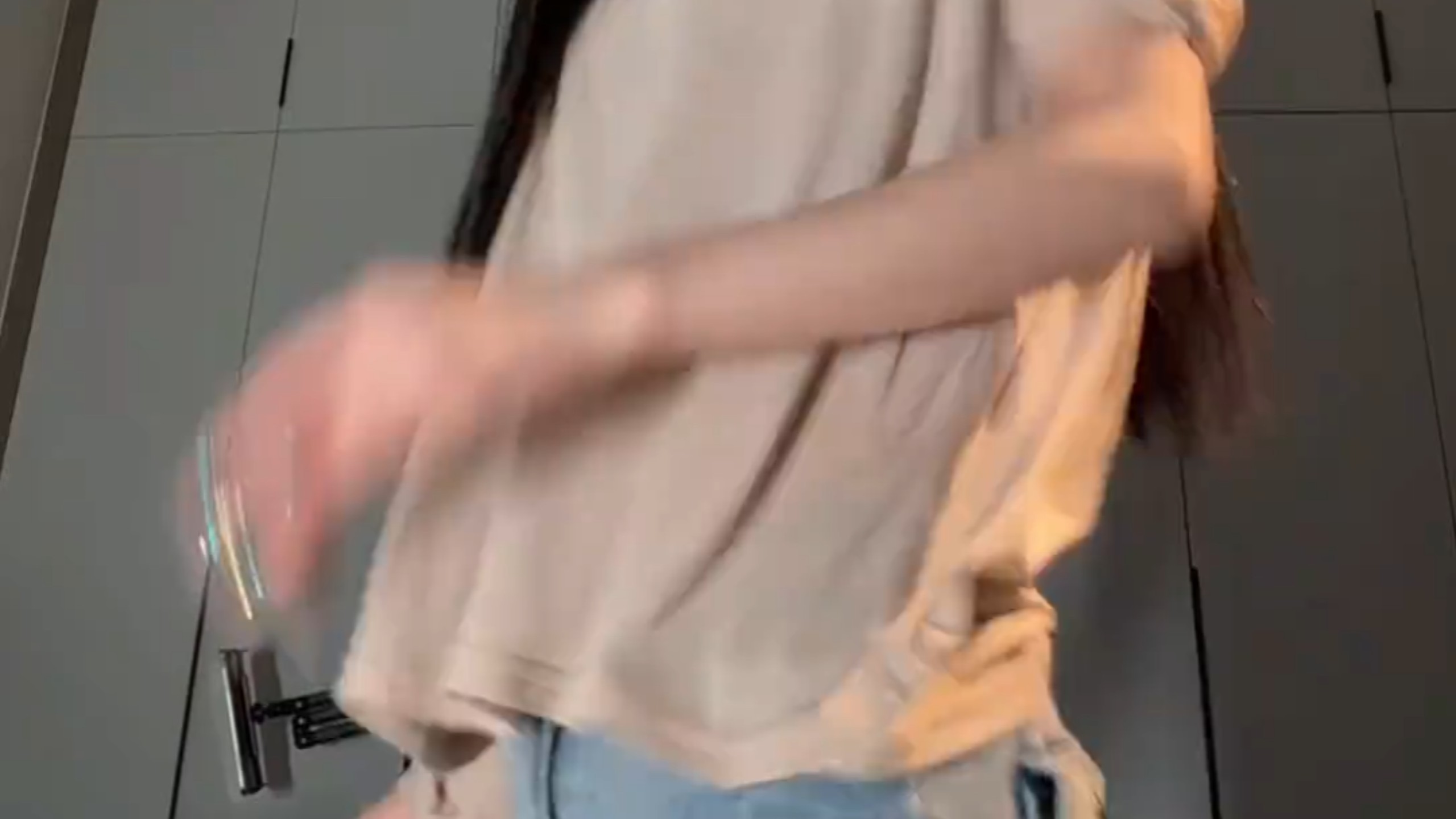 看看这是谁
