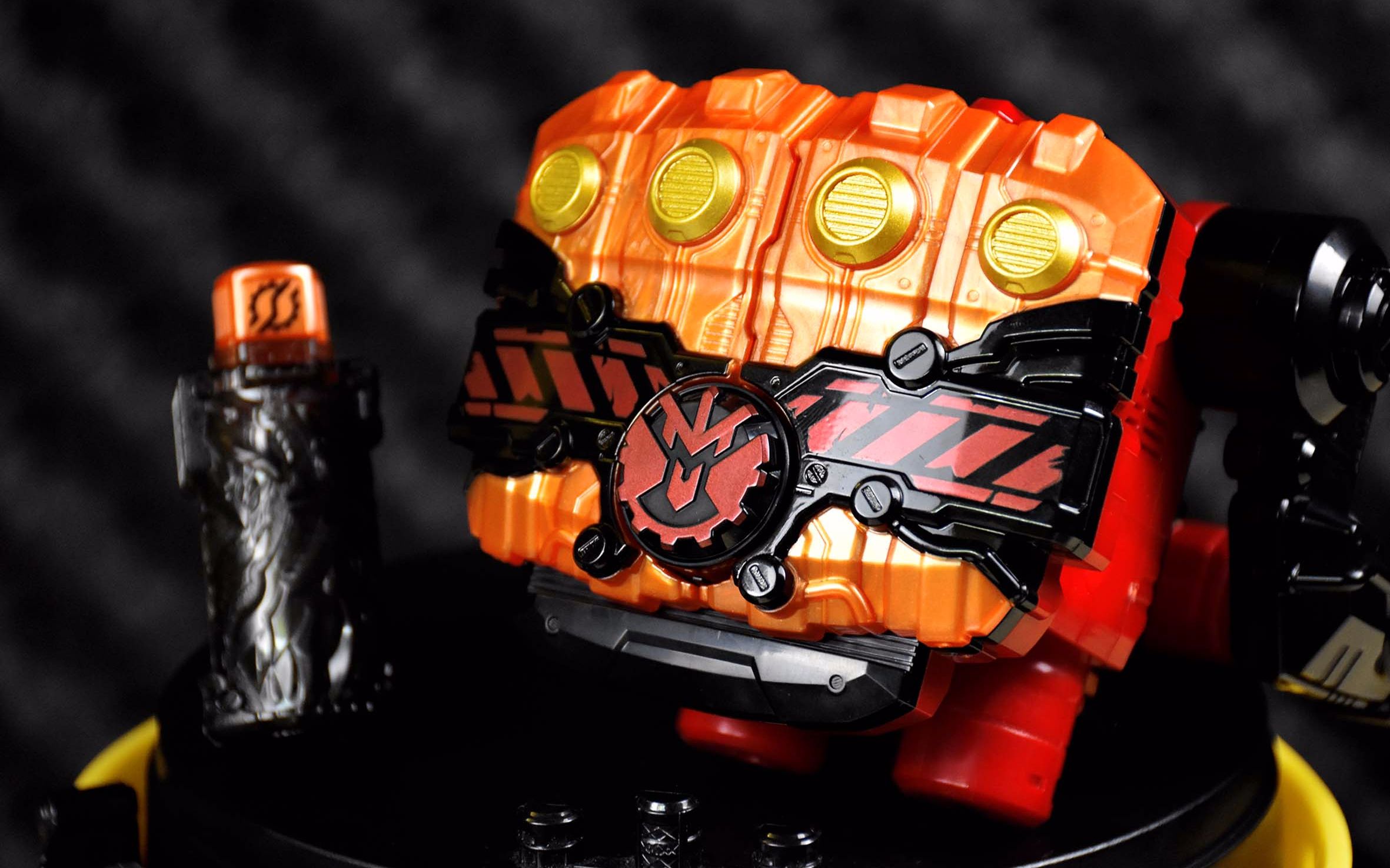 玩家角度极热筋肉飞龙熔岩dx熔岩拳套假面骑士build