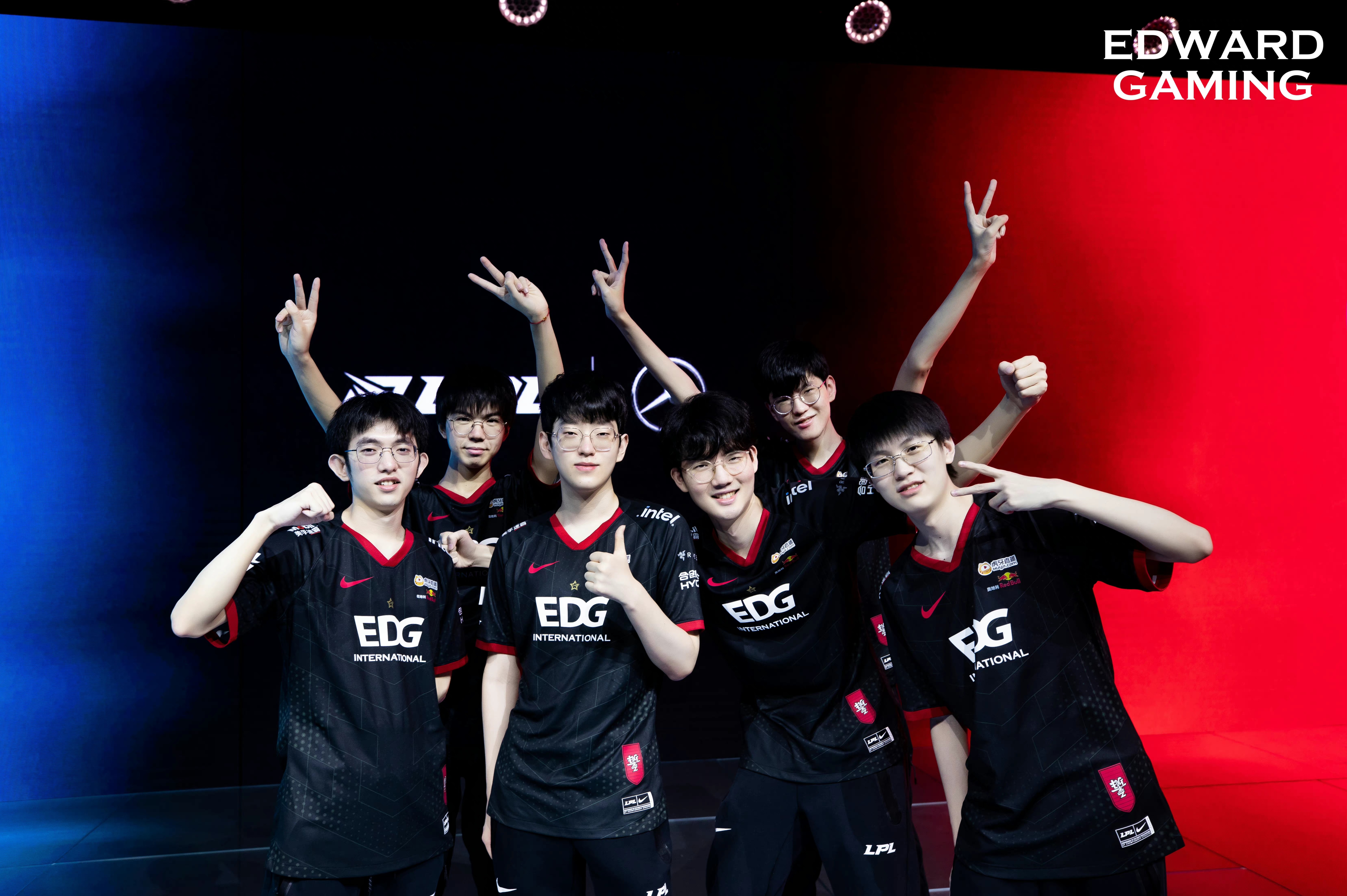 【edg】今年还有海报在c!每一张都很用心(116611)