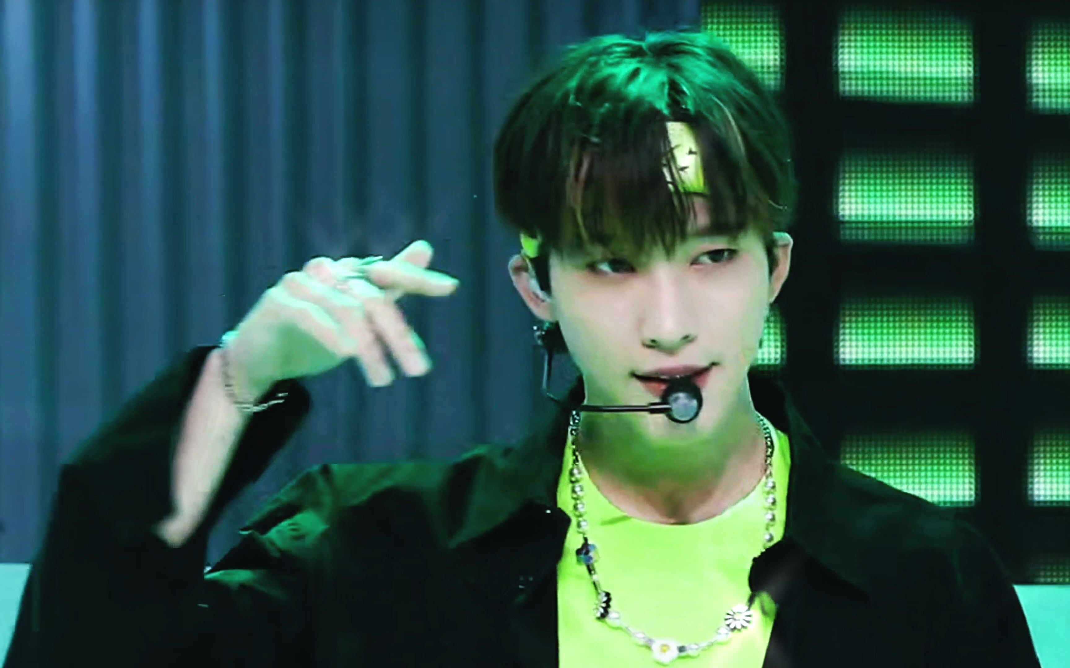 郑煜缜nine人间蛊王魅惑钓系