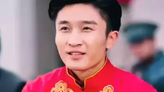上一秒他还很嚣张，下一秒就跪地求饶