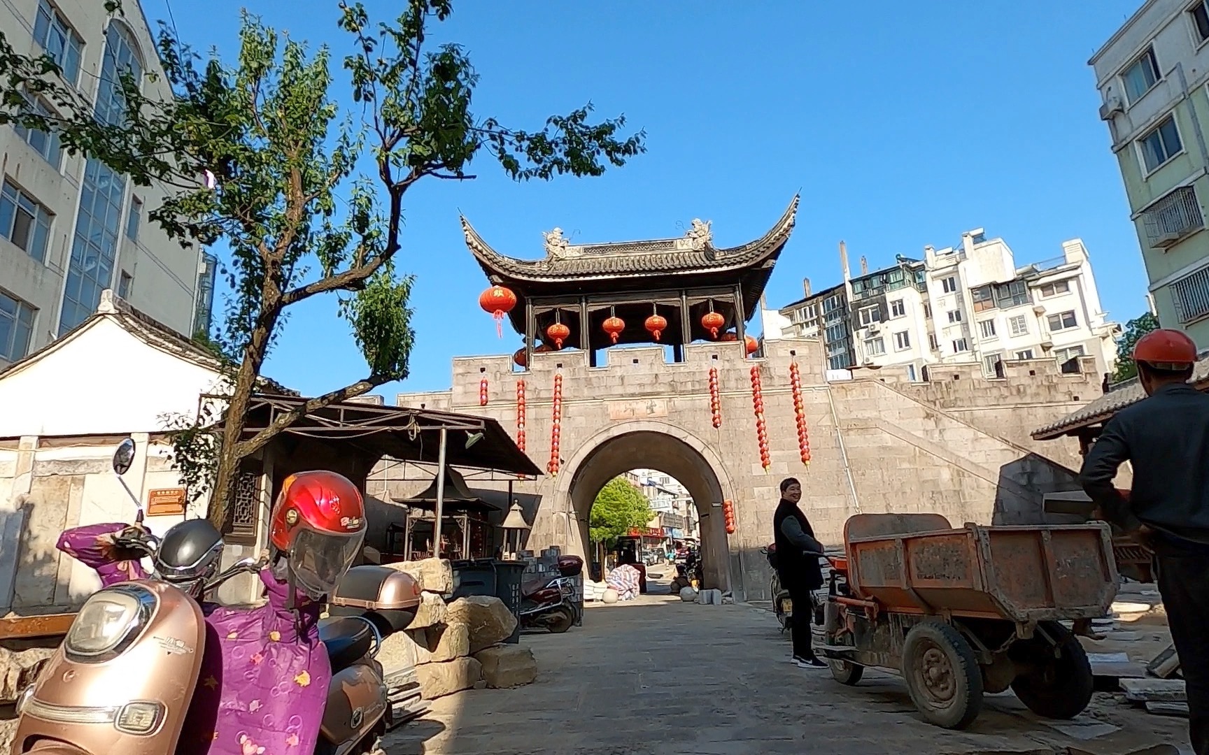 走进天台县老城区,在哪狭窄的胡同小巷,可以找到小时候的记忆