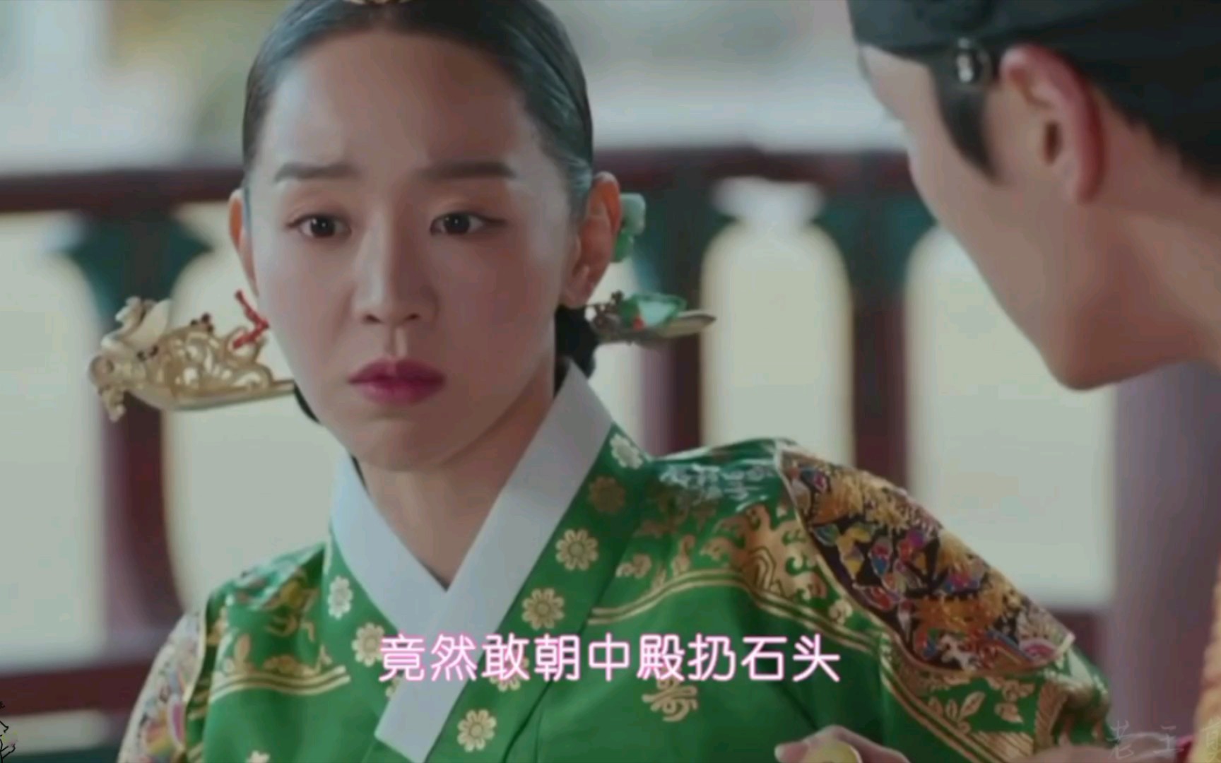 哲仁王后第14集05王上听到女主要被害的消息急忙赶回宫里还好小朋友