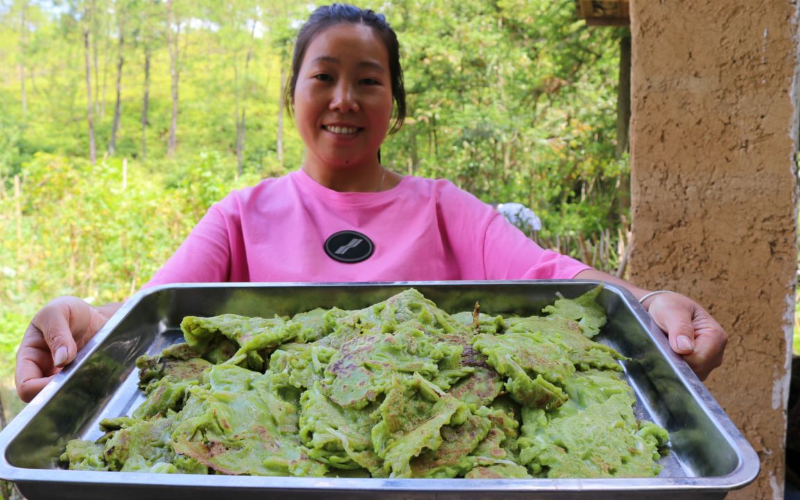 这才是农村的绿色美食被称为披萨阿红和妈妈做了一大盘