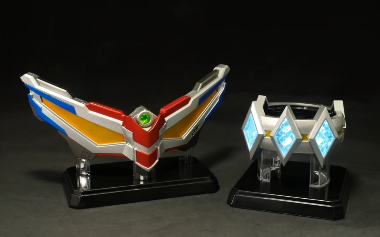 【pb万代-超级复刻系列】 赛罗奥特曼变身器 赛罗眼镜&三次手镯 试玩