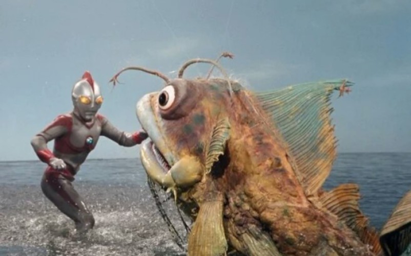 【爱迪奥特曼】钓到了奇怪的鱼